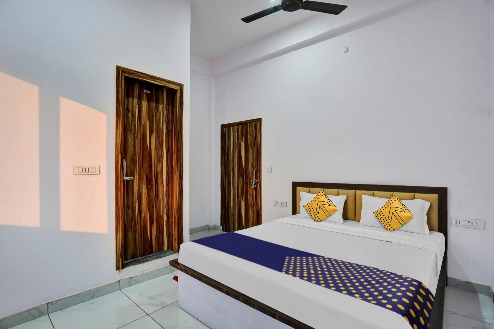 Hotel O Sardarji Hotel And Restaurant Bāzpur Eksteriør billede